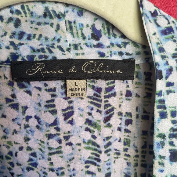 Lightweight layering blouse - Picture 8 of 10